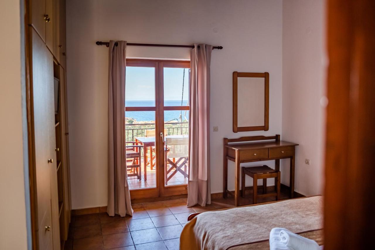 קרדמילי Papanestoras Apartments מראה חיצוני תמונה